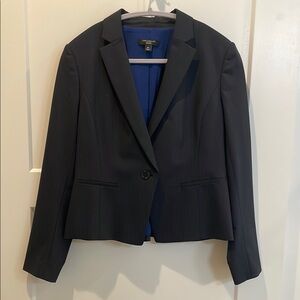 Women’s Pinstripe Blazer 8P
